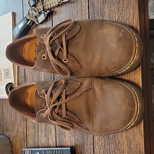 Brown leather Dr. Martens low top size 10